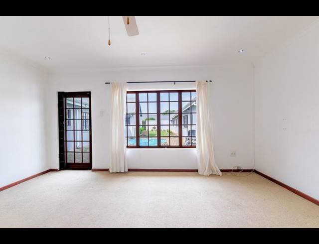 1 BEDROOM APARTMENT FOR SALE IN HILTON CENTRAL